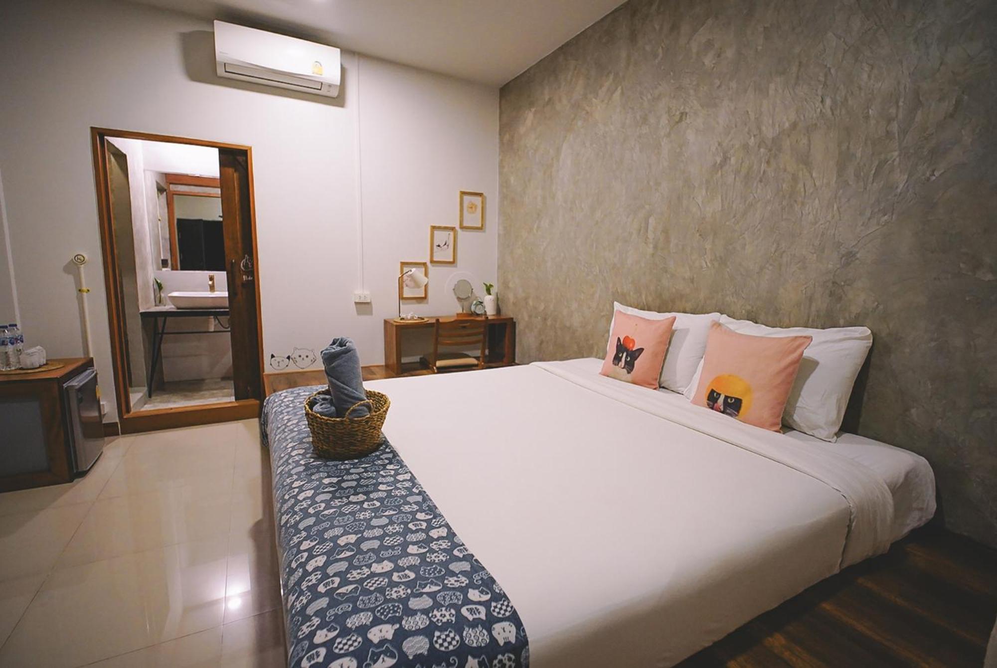 Sleepy House Chiang Rai Bed and Breakfast Εξωτερικό φωτογραφία